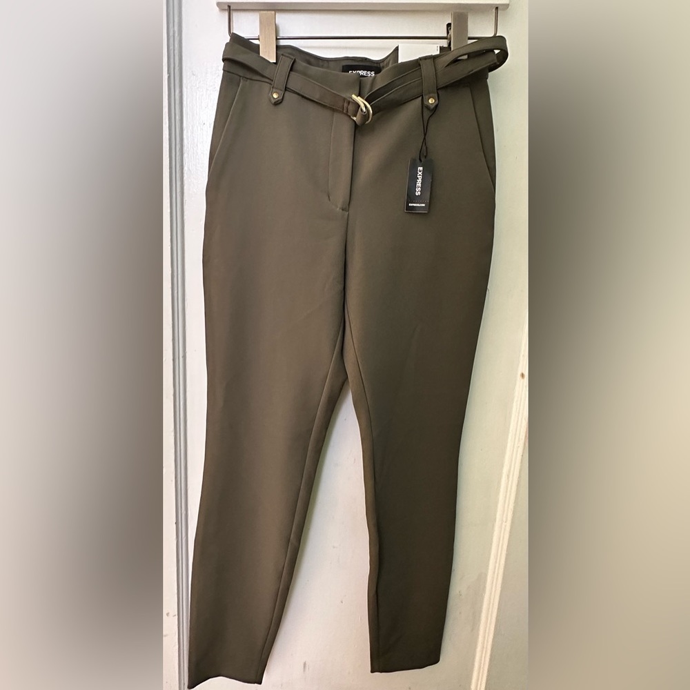 New with tags, olive green Express Skinny High Rise pants in size 4R